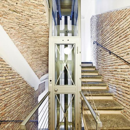 Arenula Luxury Apartment Rzym Zewnętrze zdjęcie