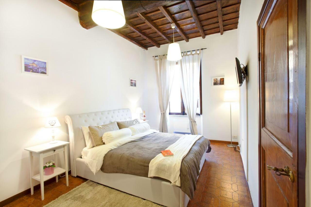 Arenula Luxury Apartment Rzym Zewnętrze zdjęcie