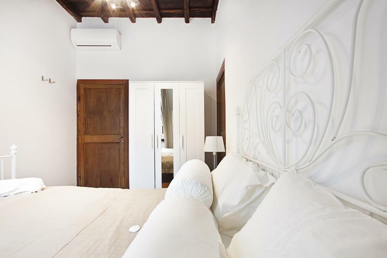 Arenula Luxury Apartment Rzym Zewnętrze zdjęcie