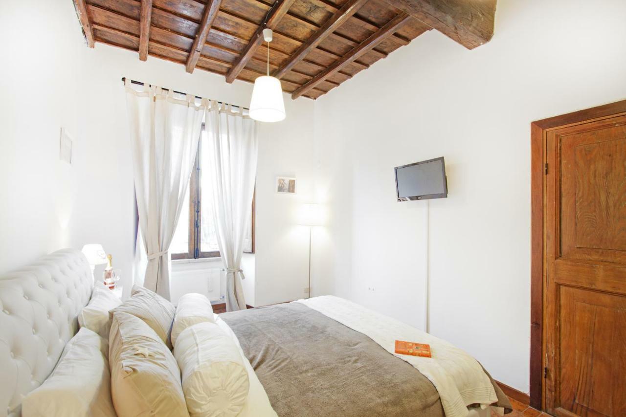 Arenula Luxury Apartment Rzym Zewnętrze zdjęcie